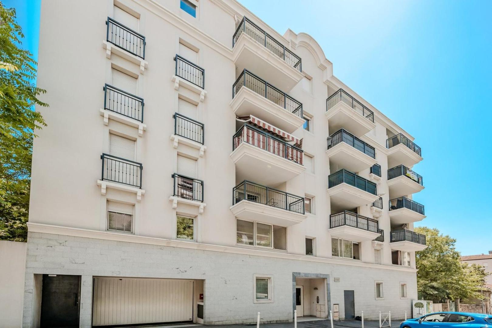 Le Neroli T2 Dernier Etage Avec Terrasse Et Garage Appartement Toulon Buitenkant foto