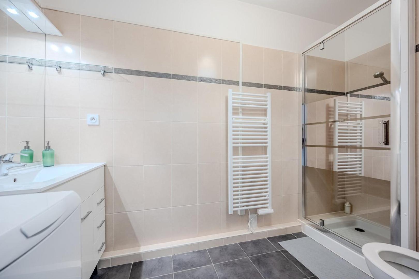 Le Neroli T2 Dernier Etage Avec Terrasse Et Garage Appartement Toulon Buitenkant foto